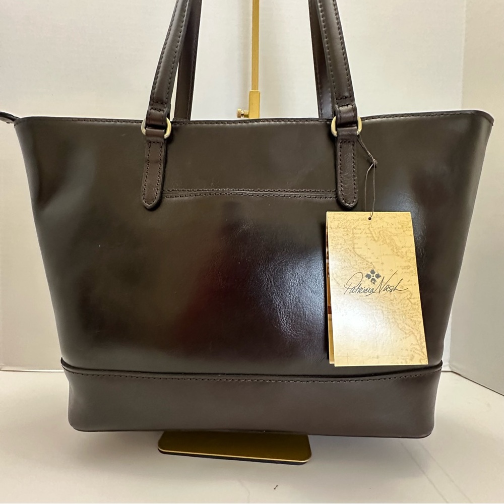Violetti Tote by Patricia Nash – Timeless Tote in Distressed Chocolate Vintage L - Picture 4 of 8